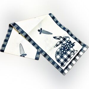 Bunny & Carrot RUNNER Buffalo Check…